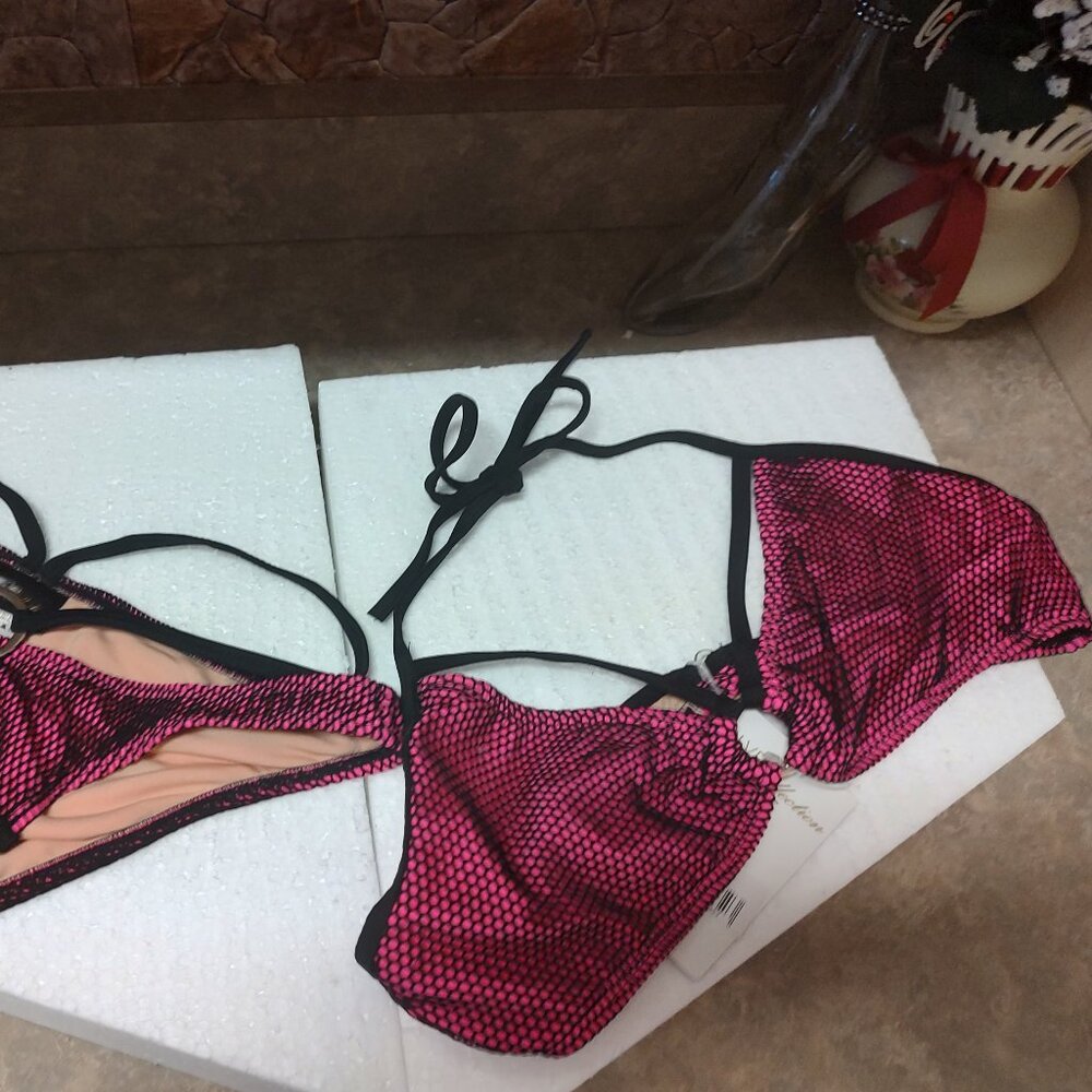 'BLVD COLLECTION' 2PC FUCHSIA SWIMSUIT